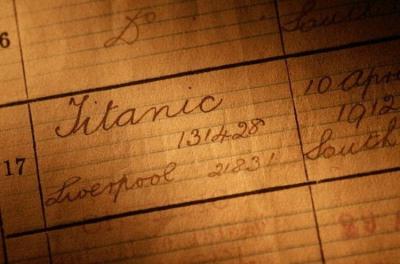 RELATOS DE TERROR: Titanic versus Planet Terror.